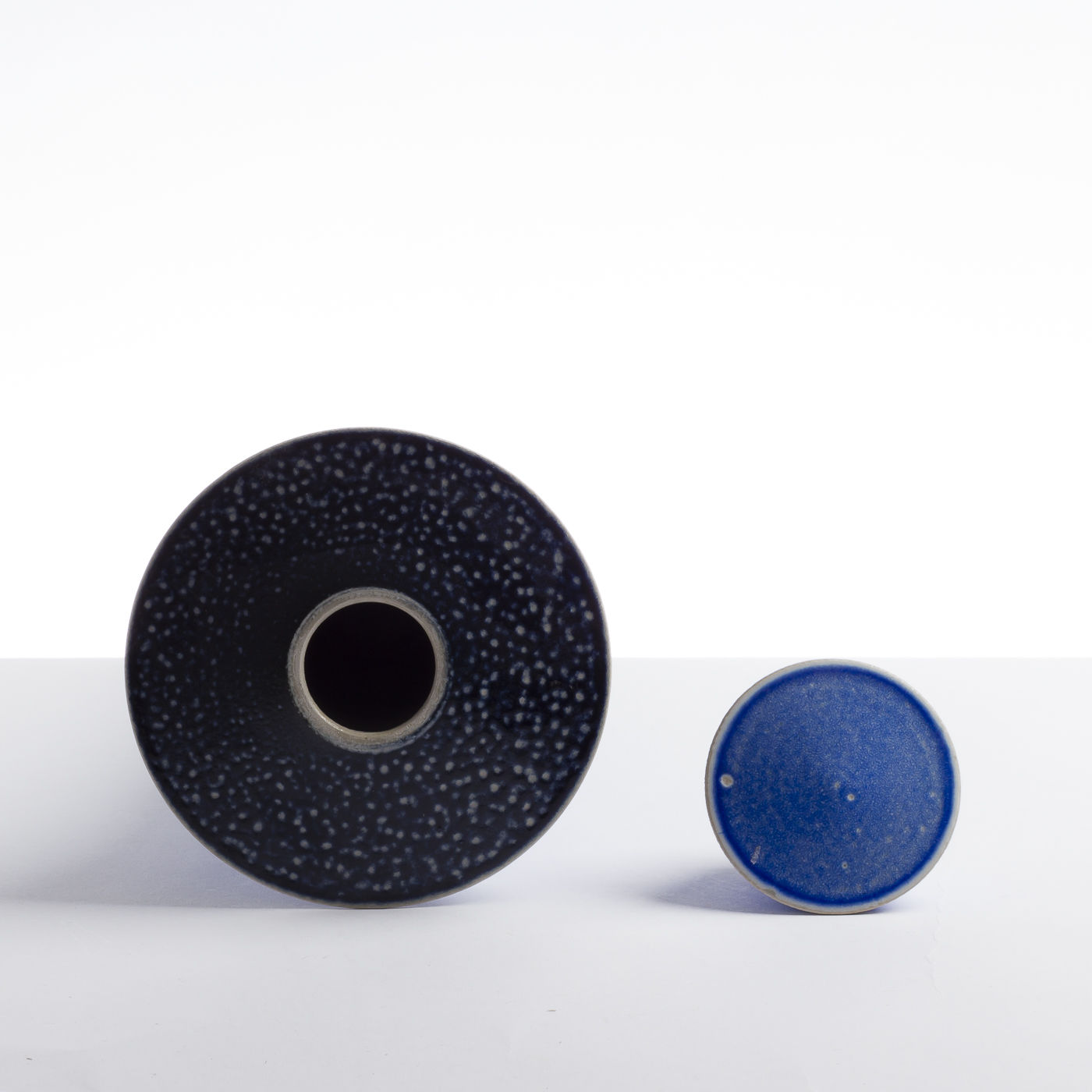 Lidded Jar JN357Y337