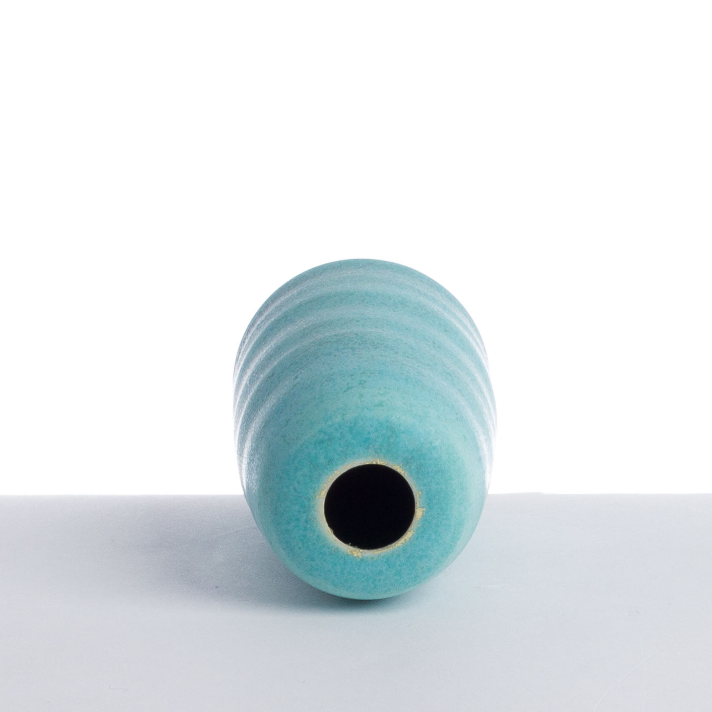 Blue bullet vase PL421Y191