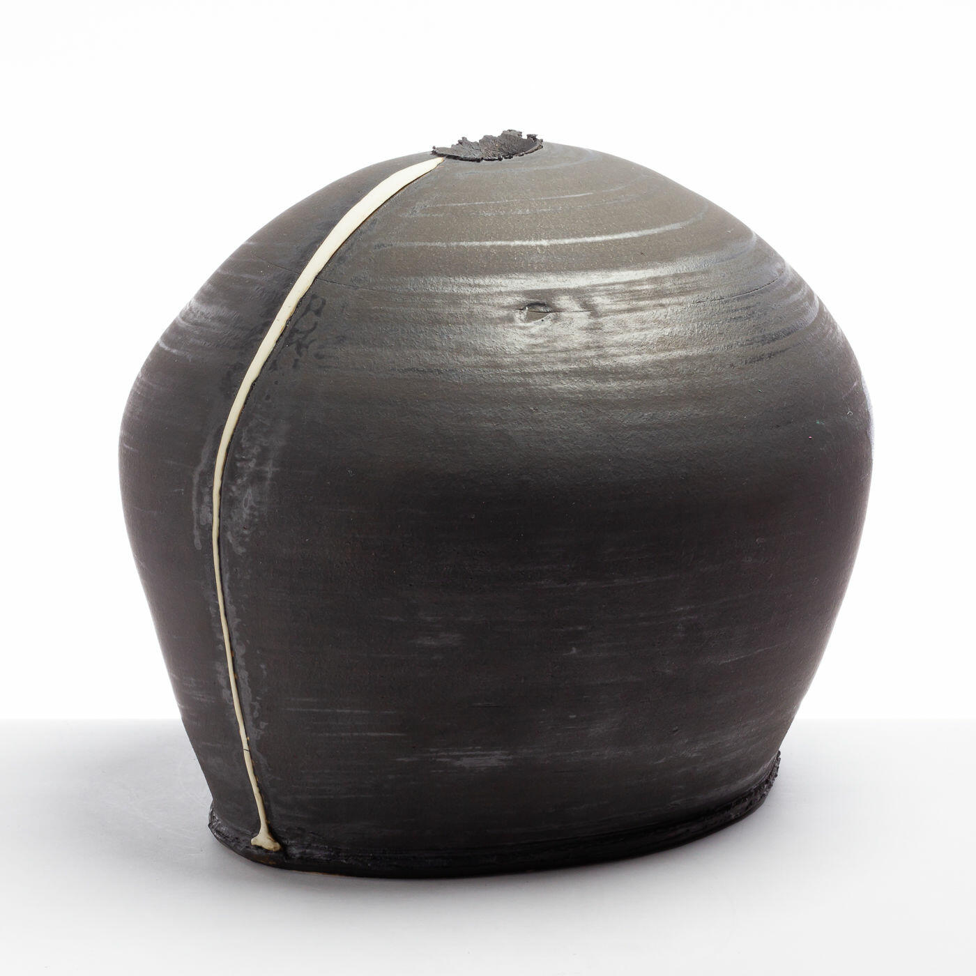 Round Vessel DK226Y88