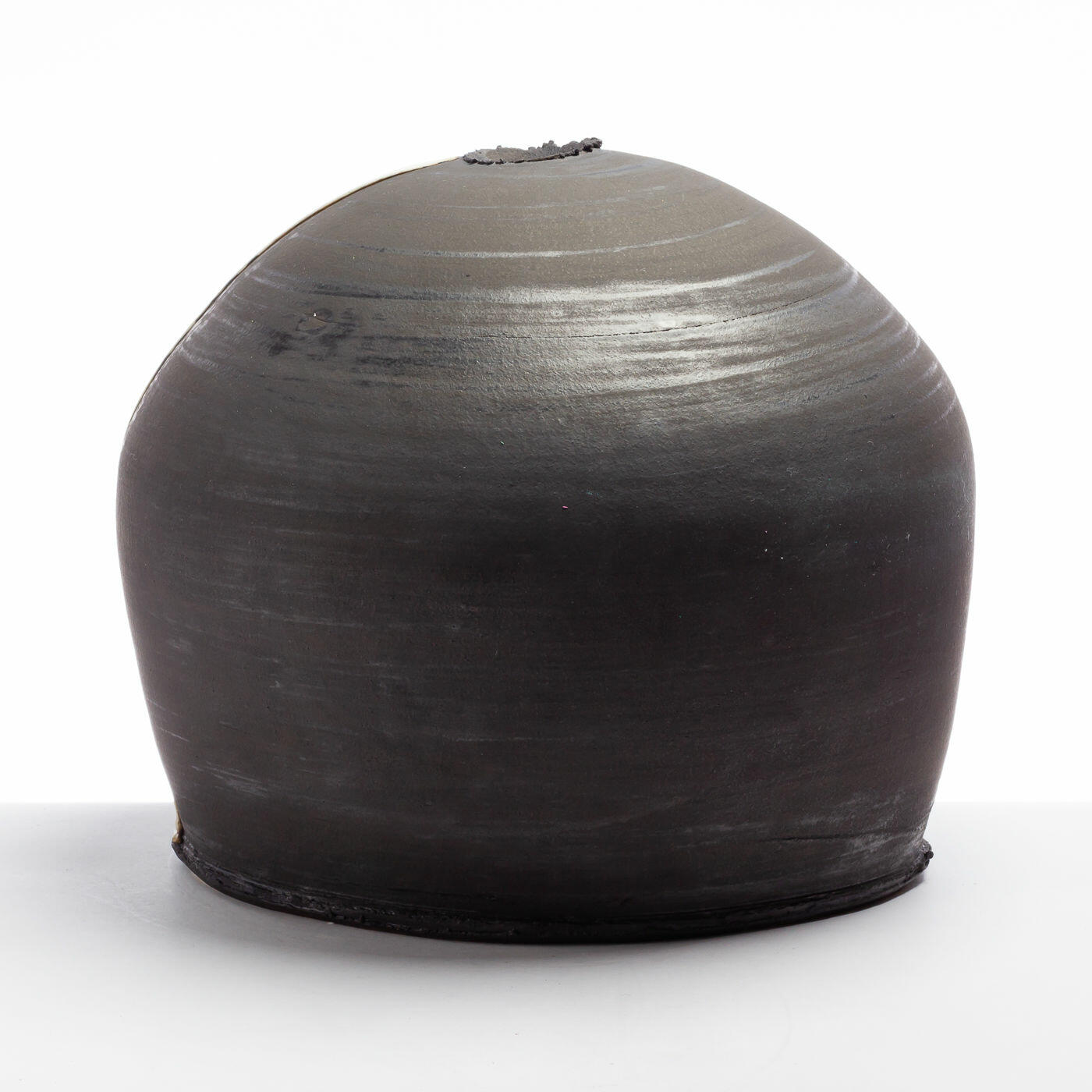 Round Vessel DK226Y88