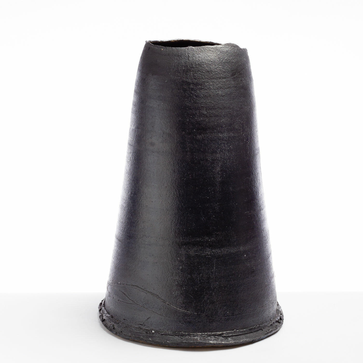 Conical Vessel DK226Y97