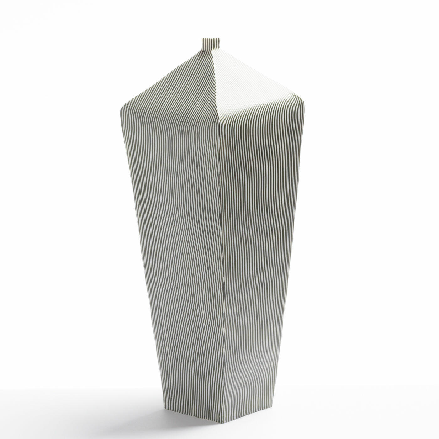 Striped tapered vessel JA512Y13