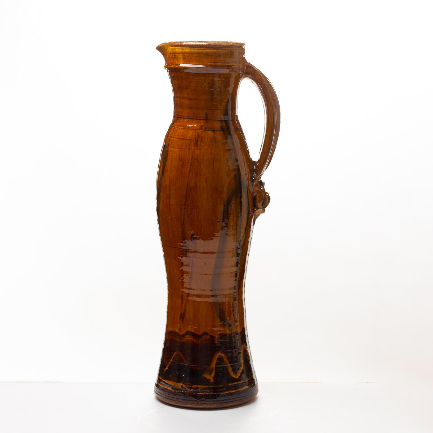 tall jug CB151Y356