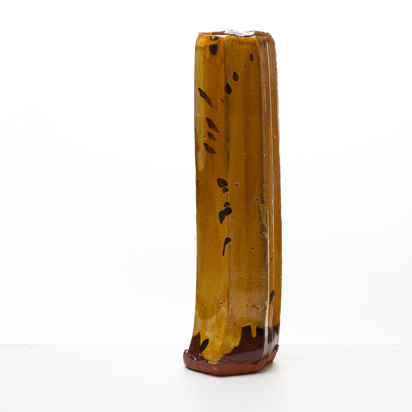 extruded vase CB151Y403