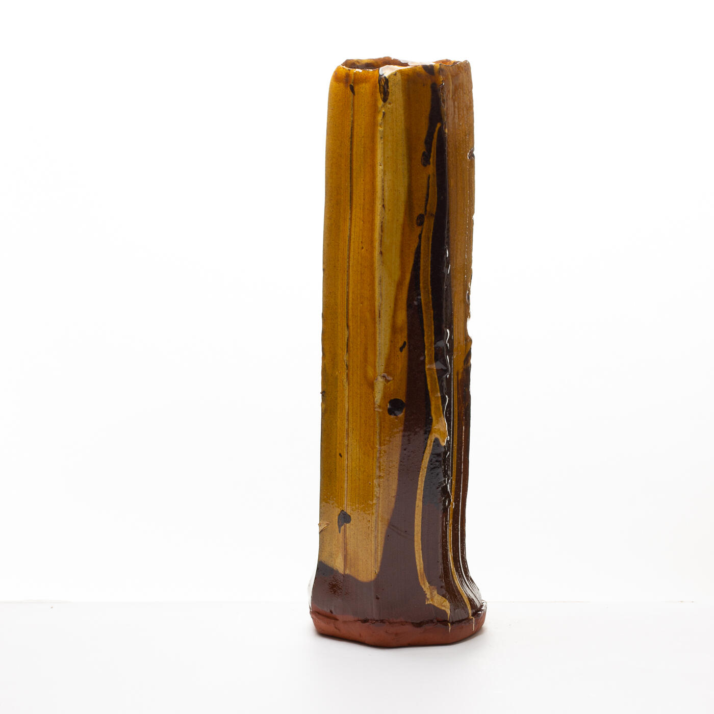 extruded vase CB151Y403