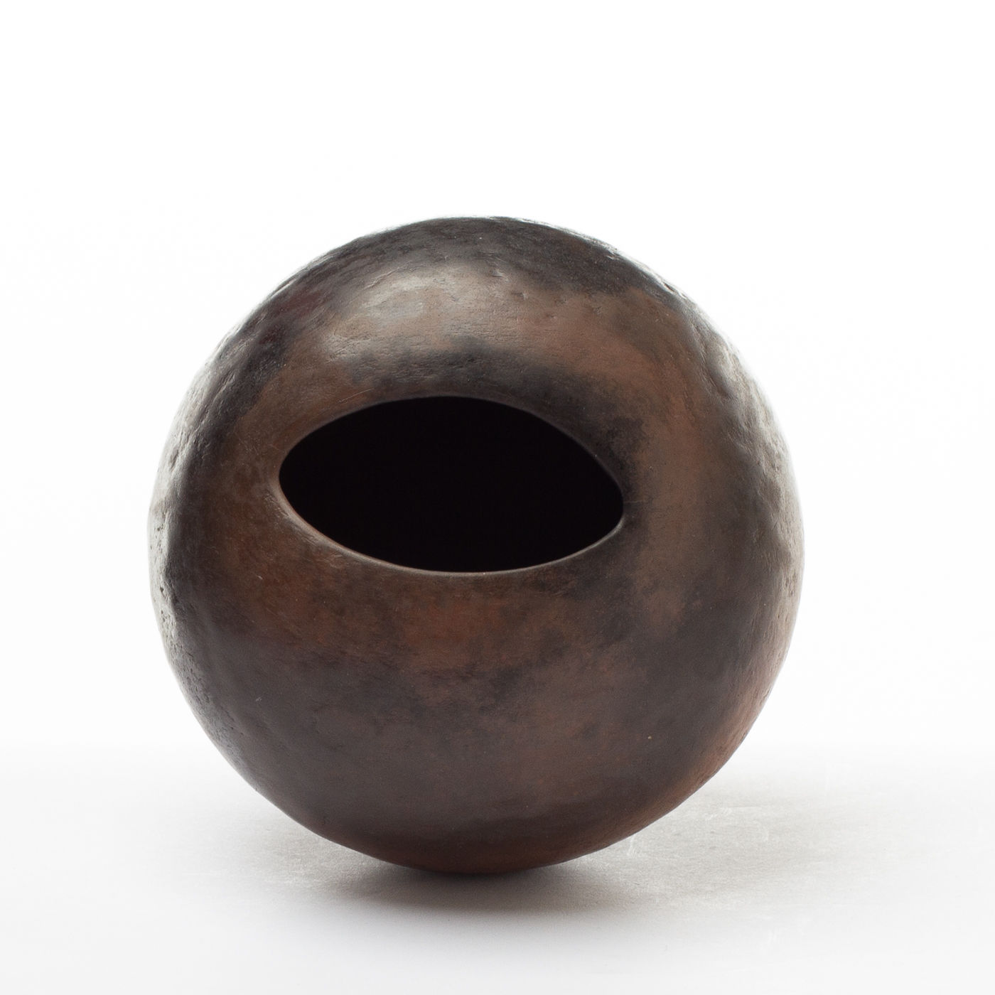 round vessel AK449Y14