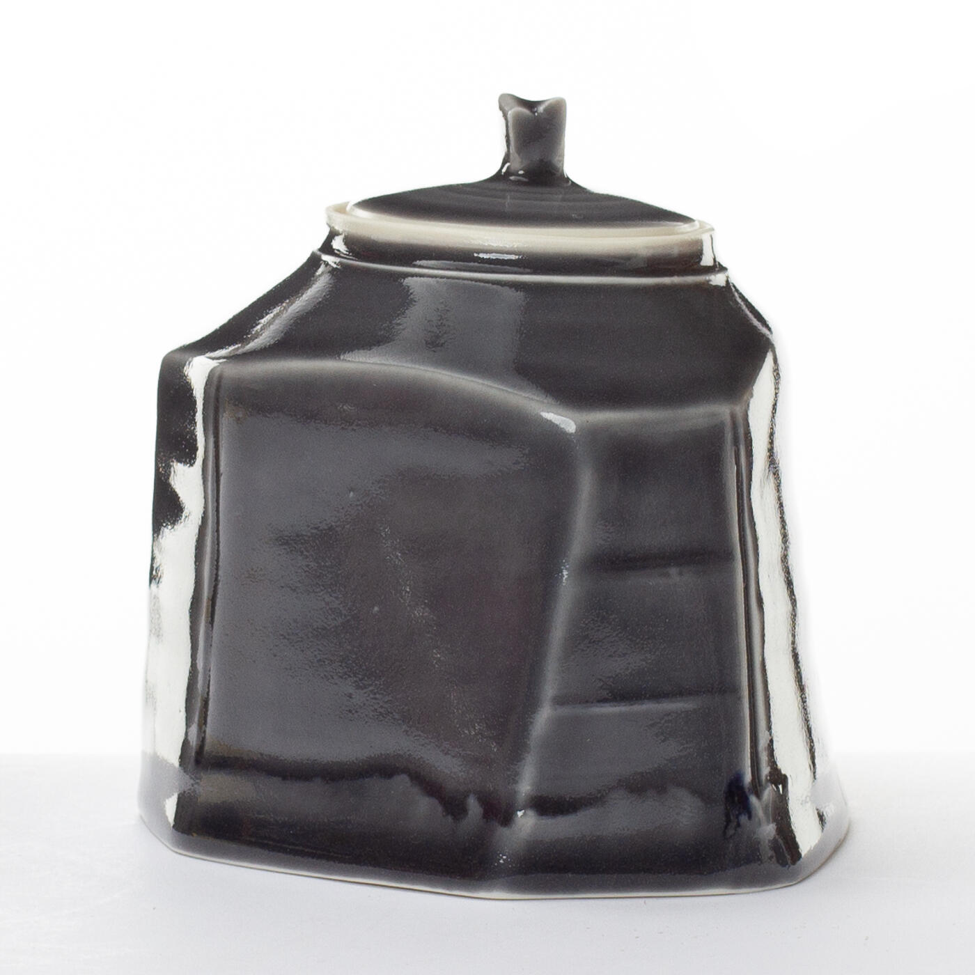 dark lidded jar CC337Y39
