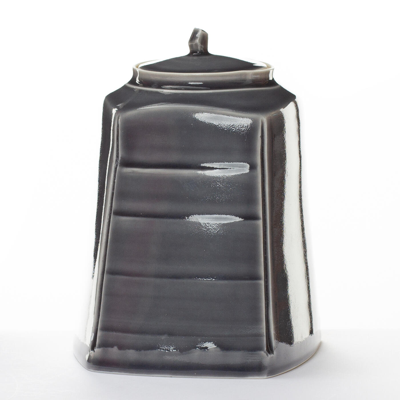 dark lidded jar CC337Y40