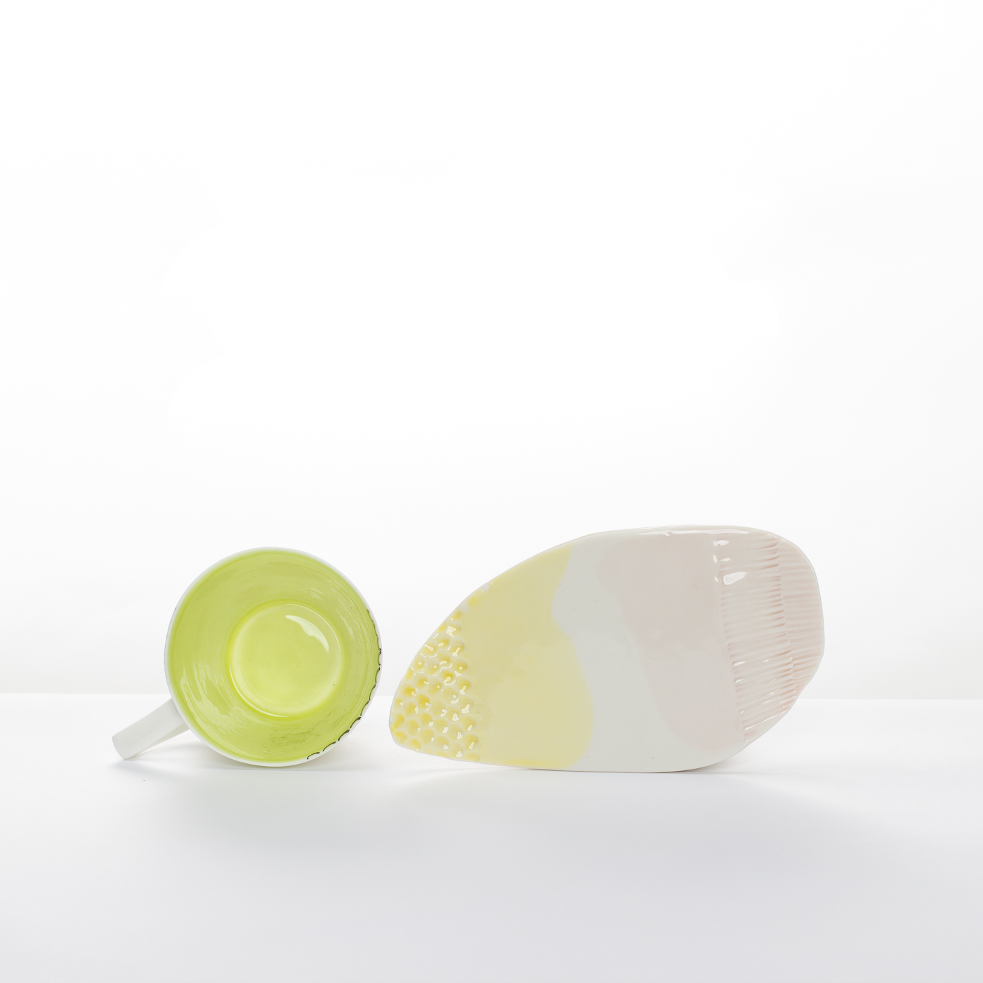 Cup and tray LD328Y123