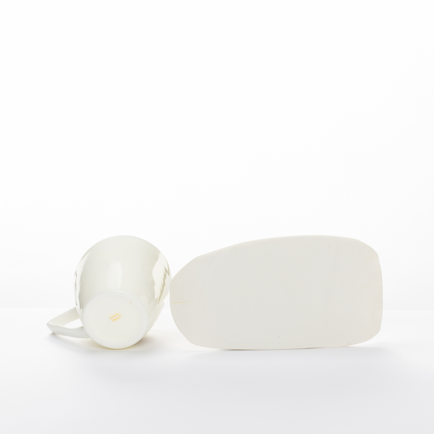 Cup and tray LD328Y140