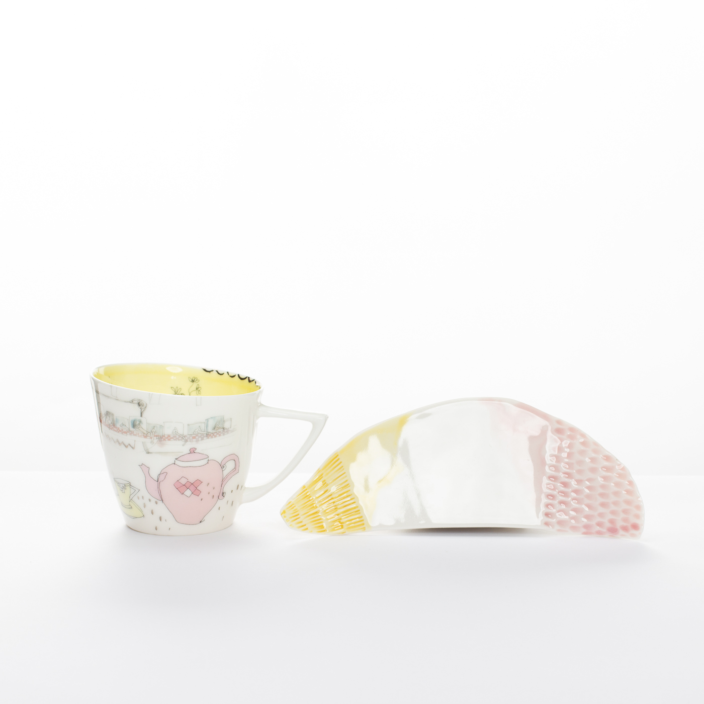 Cup and tray LD328Y141