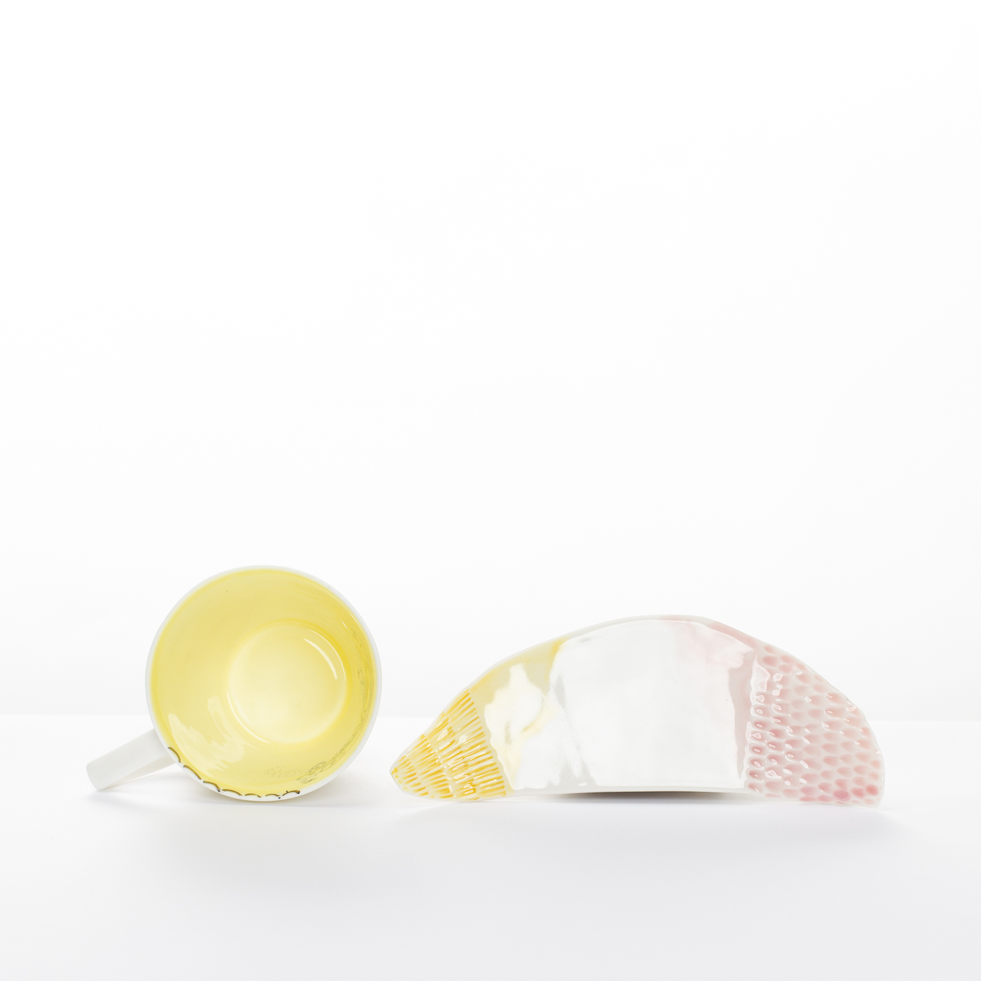 Cup and tray LD328Y141