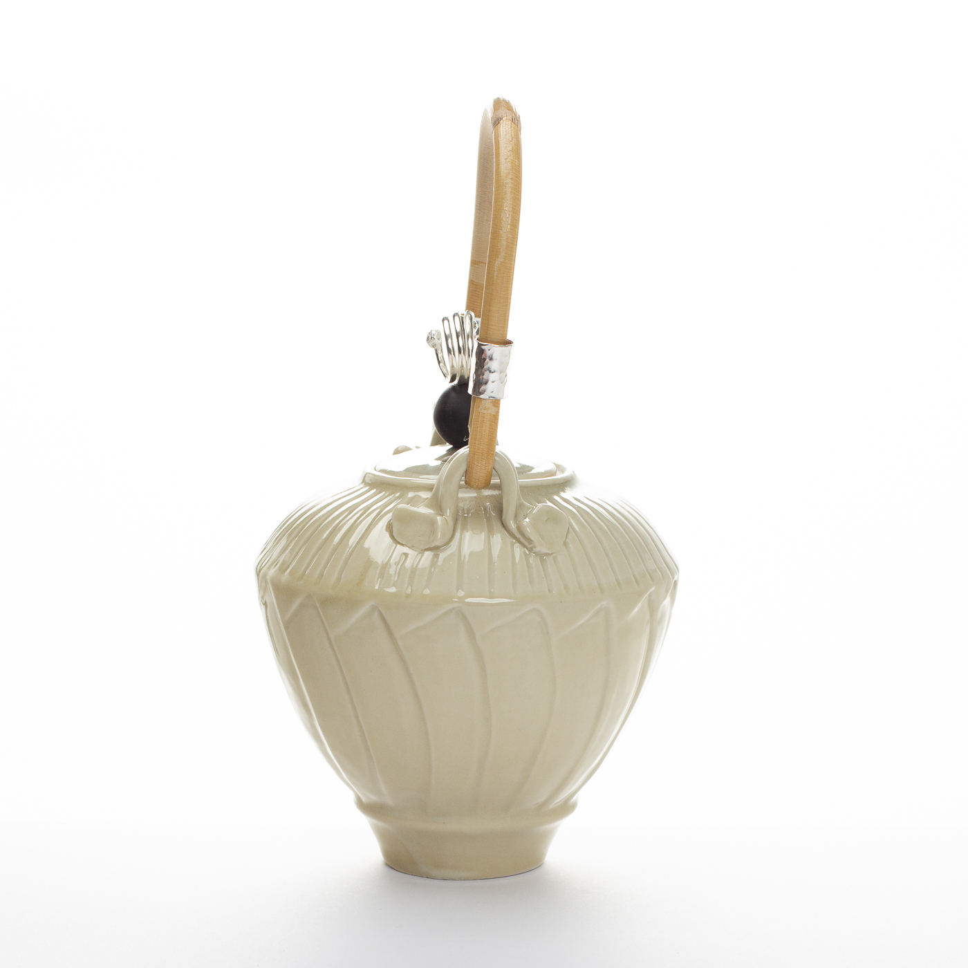 carved teapot BD110Y225