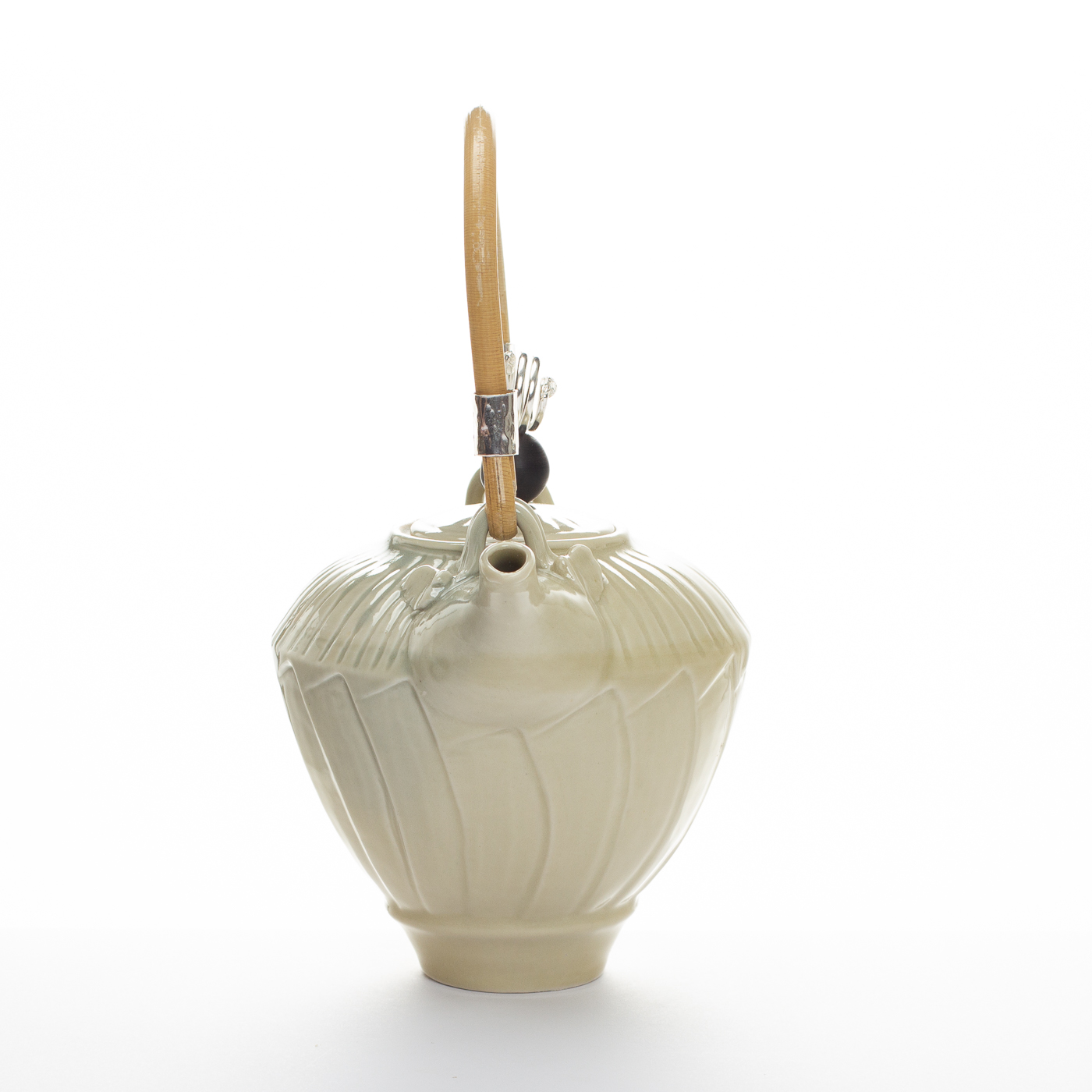 carved teapot BD110Y225