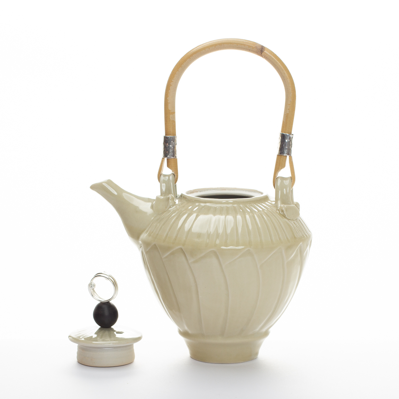 carved teapot BD110Y225