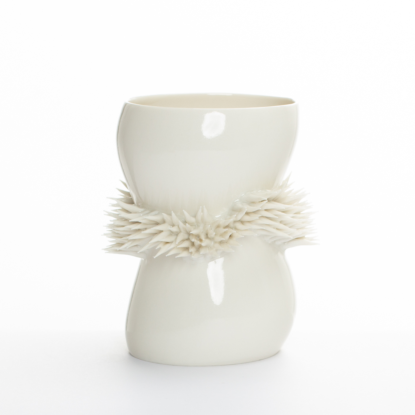 spiky beaker B II348Y474