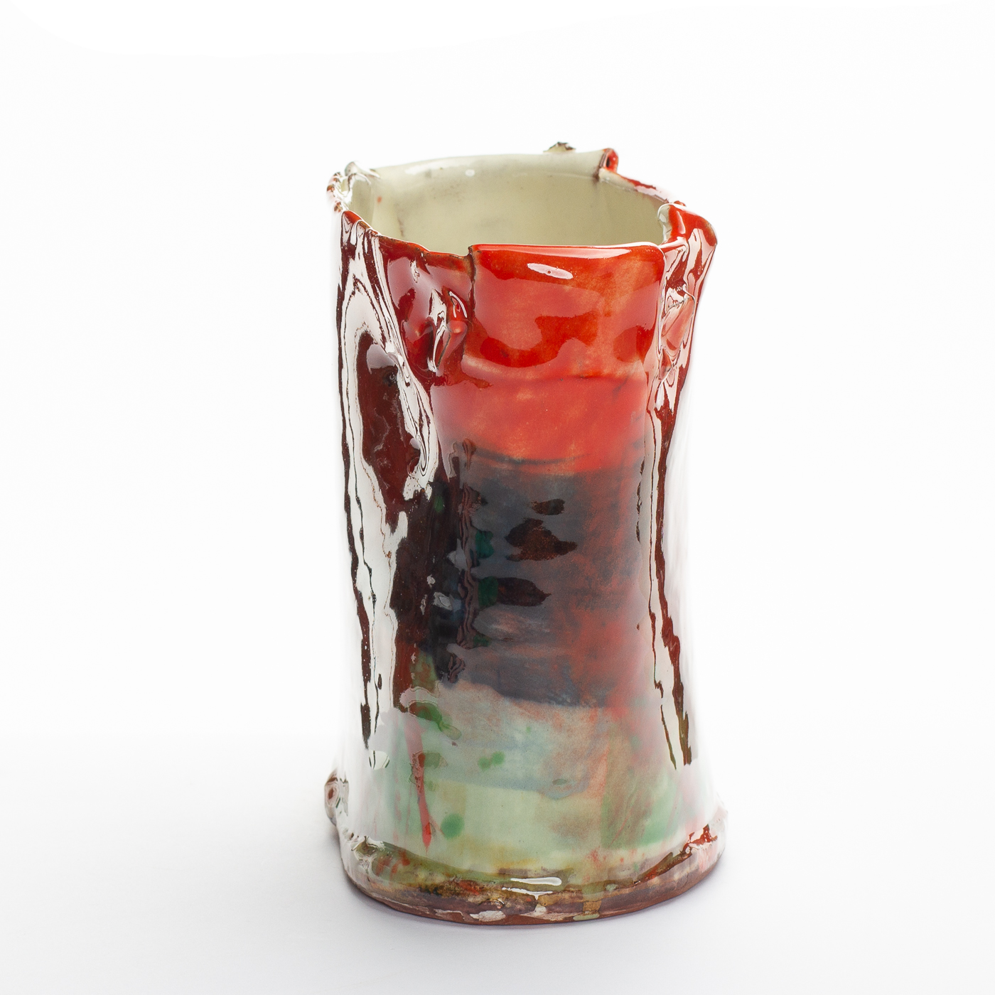 vessel with orange BS355Y268