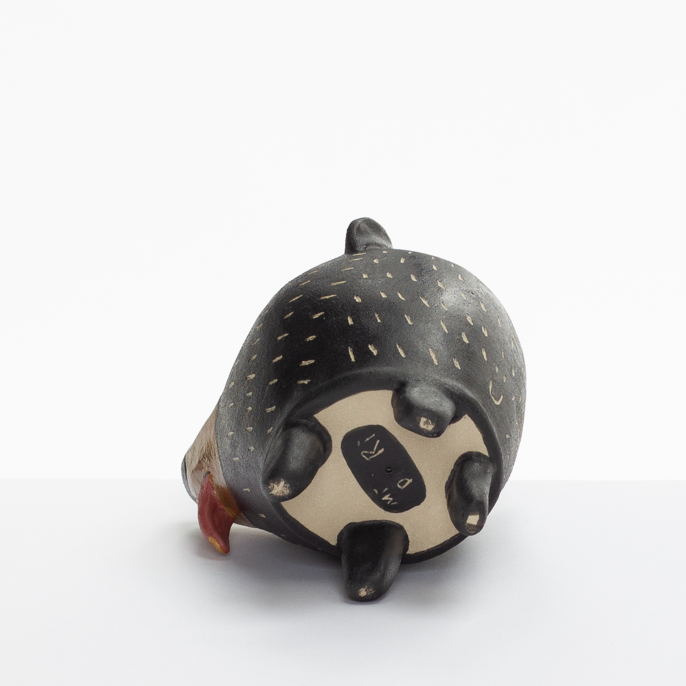 bear has five thoughts MT509Y72