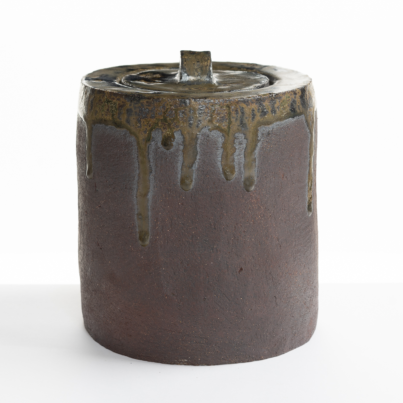 Lidded jar PP389Y165