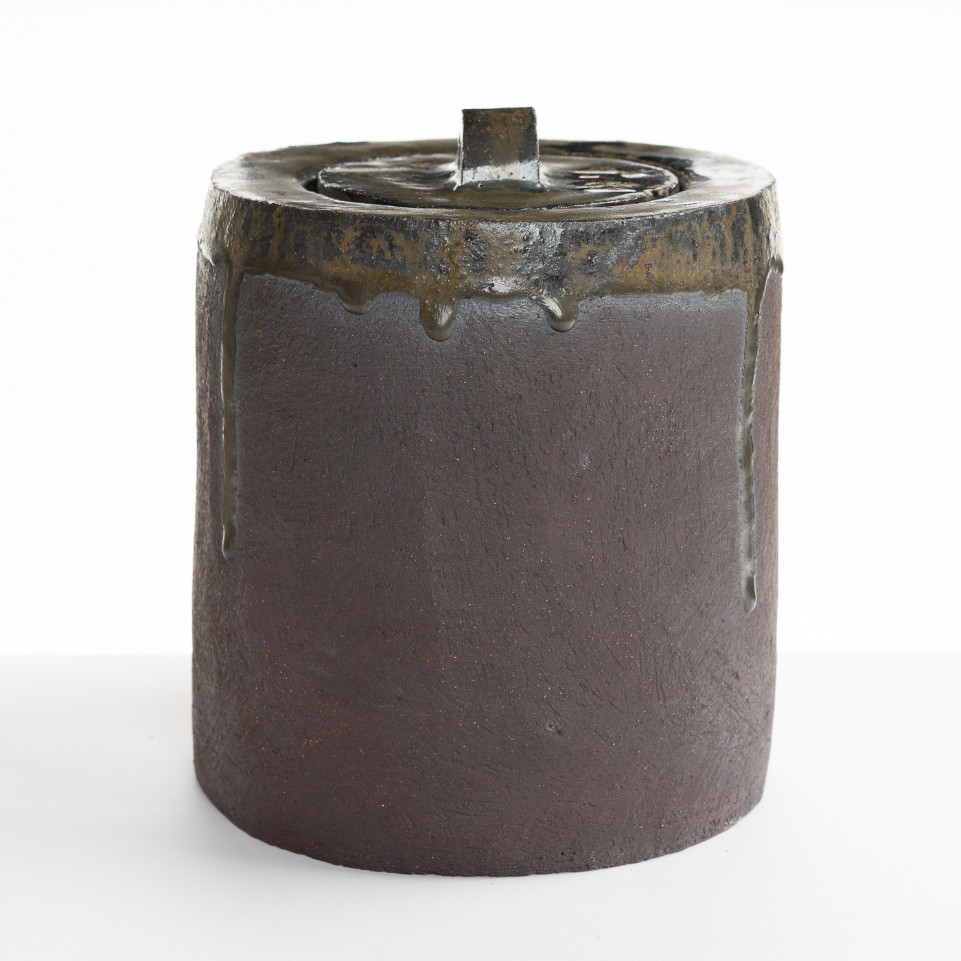 Lidded jar PP389Y165