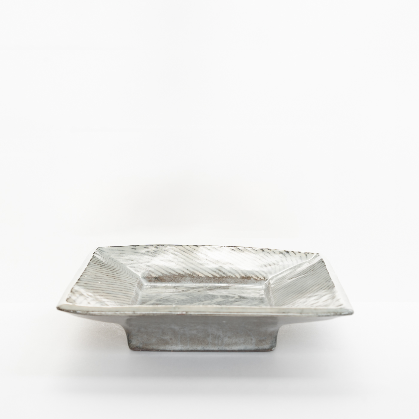 Square Plate Medium HL416Y52