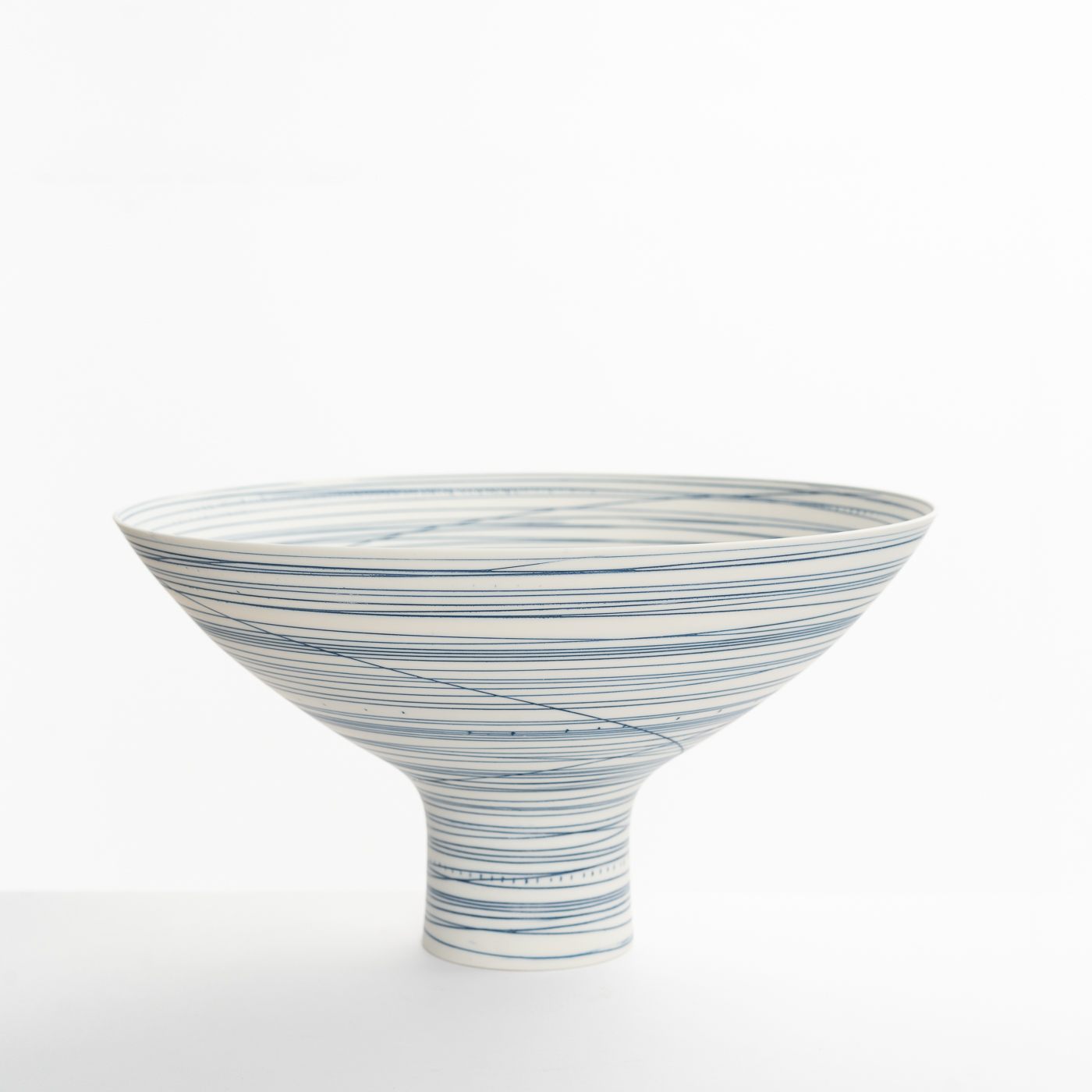 Pedestal Bowl AT488Y405