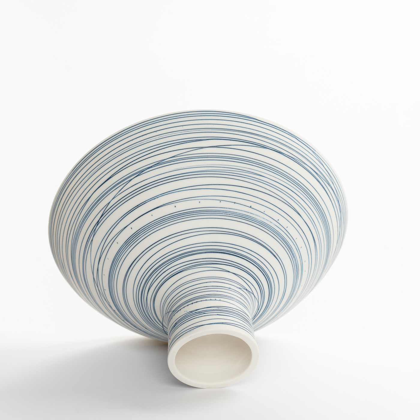 Pedestal Bowl AT488Y405