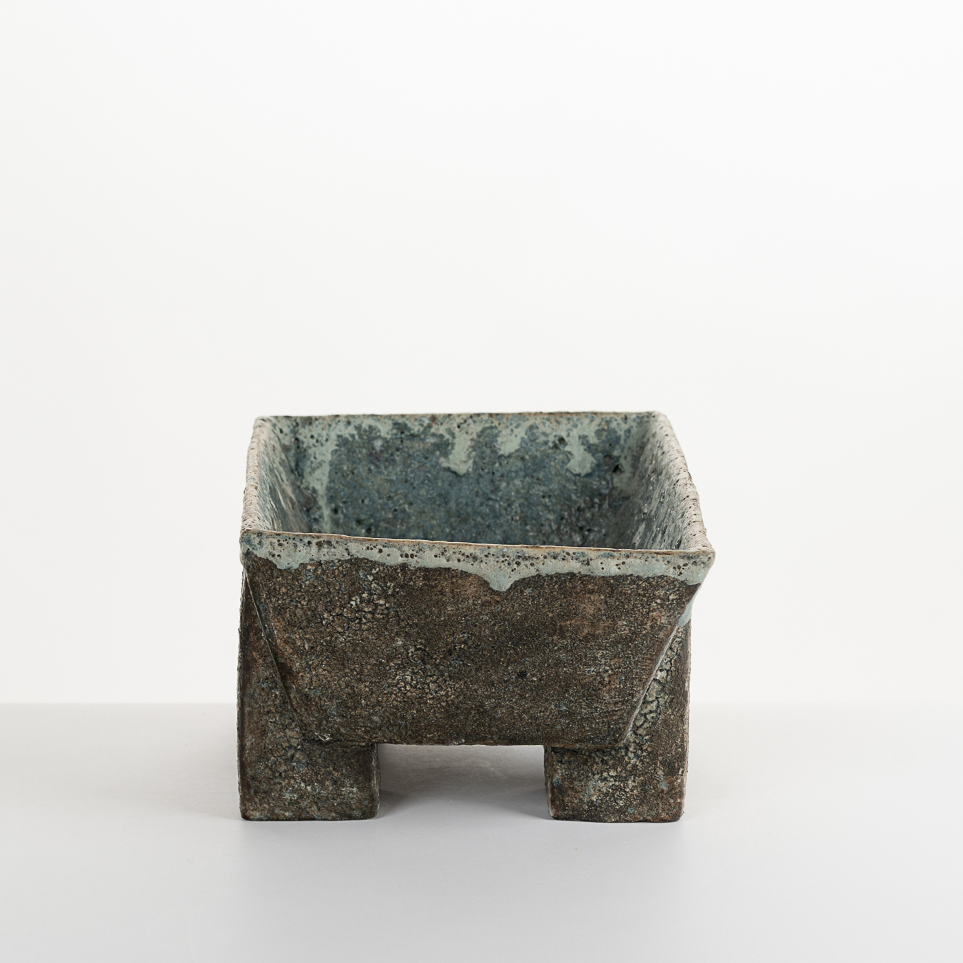 Rectangular Footed Vessel PP389Y187