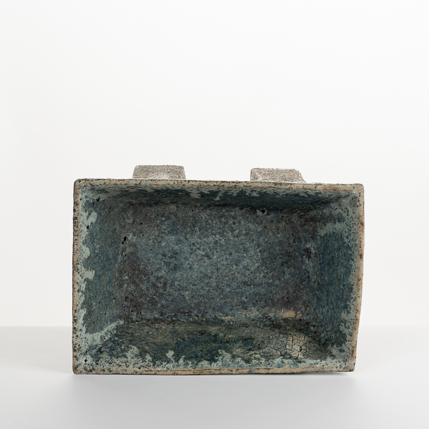 Rectangular Footed Vessel PP389Y187