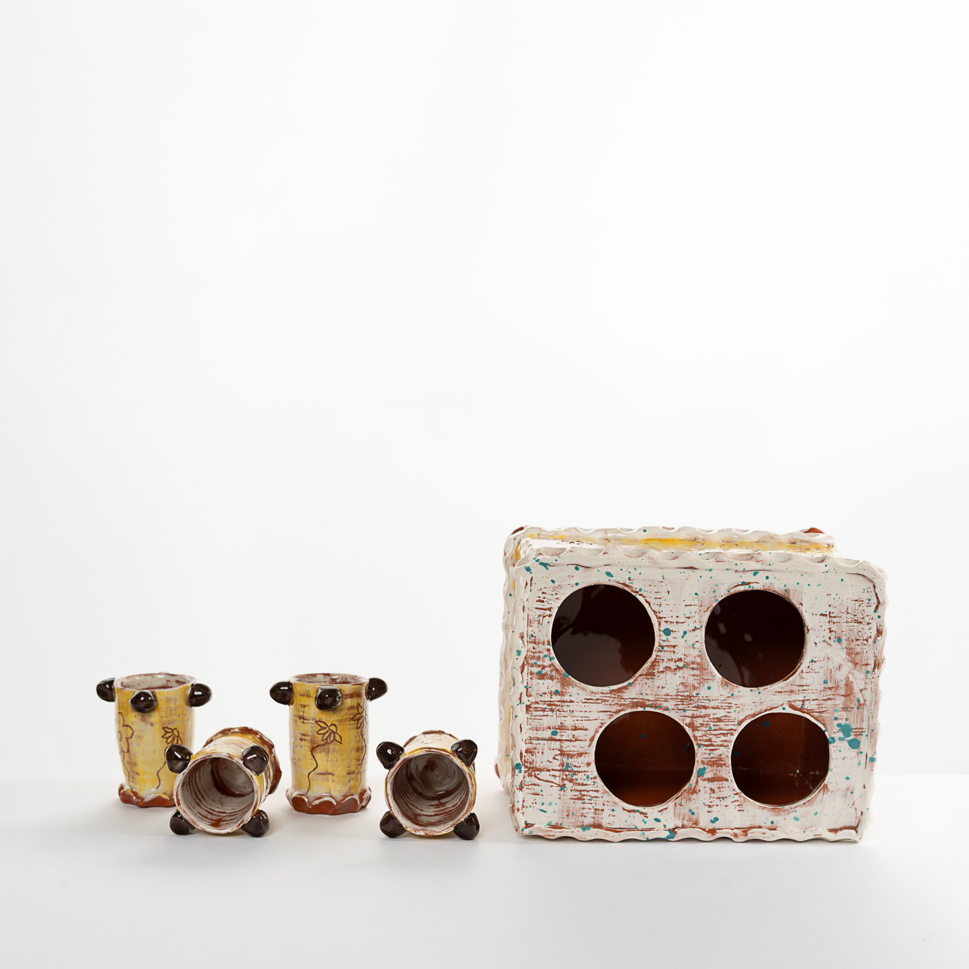 Holder with 4 Egg Cups SM194Y298