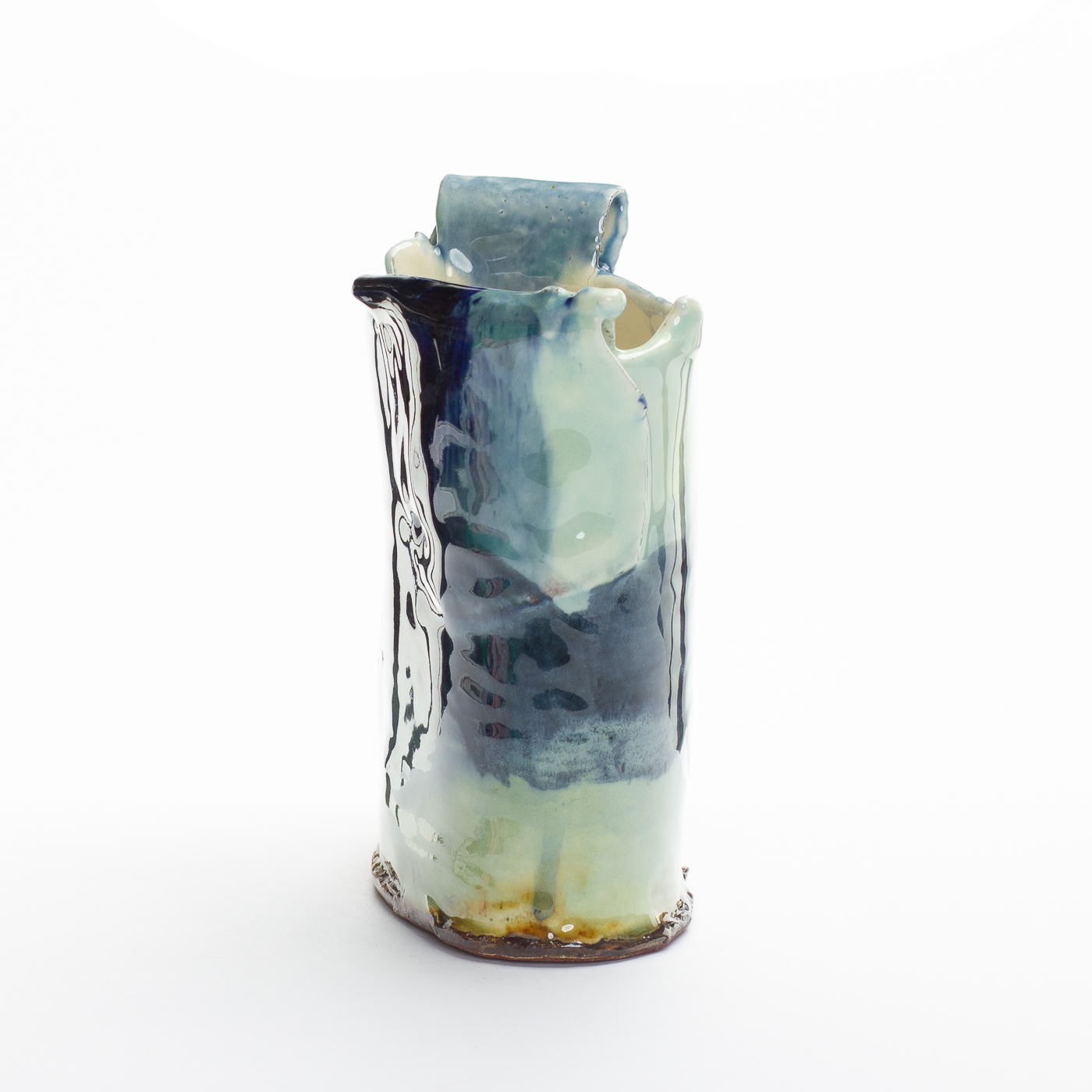 vessel with blue BS355Y265