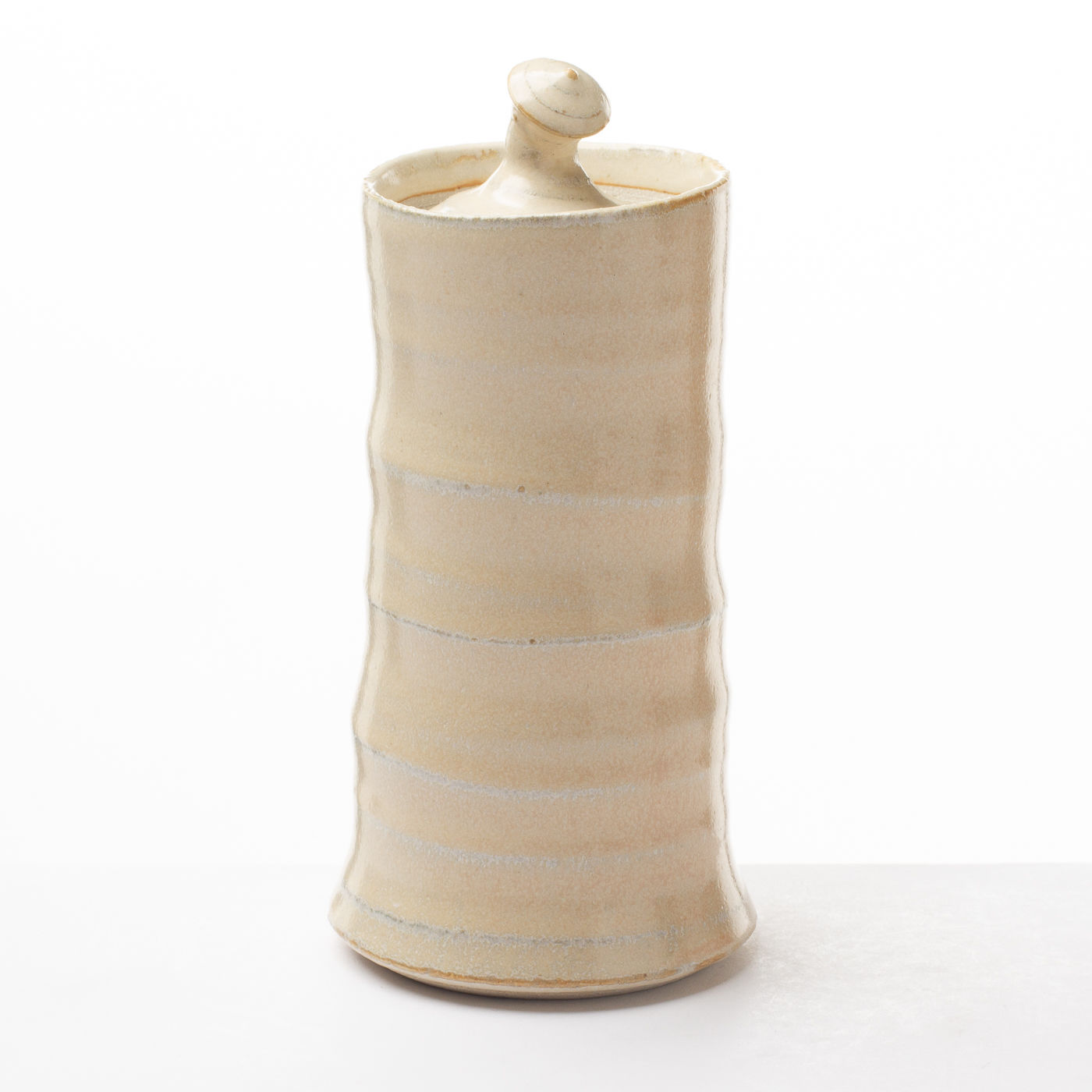 lidded pot GC113Y832