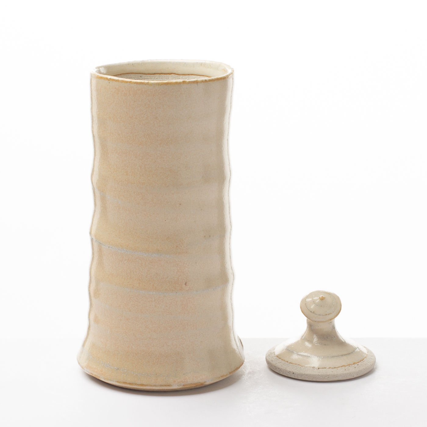 lidded pot GC113Y832