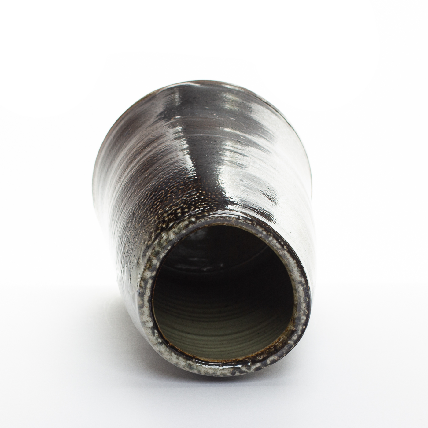 triangular vessel MS162Y201