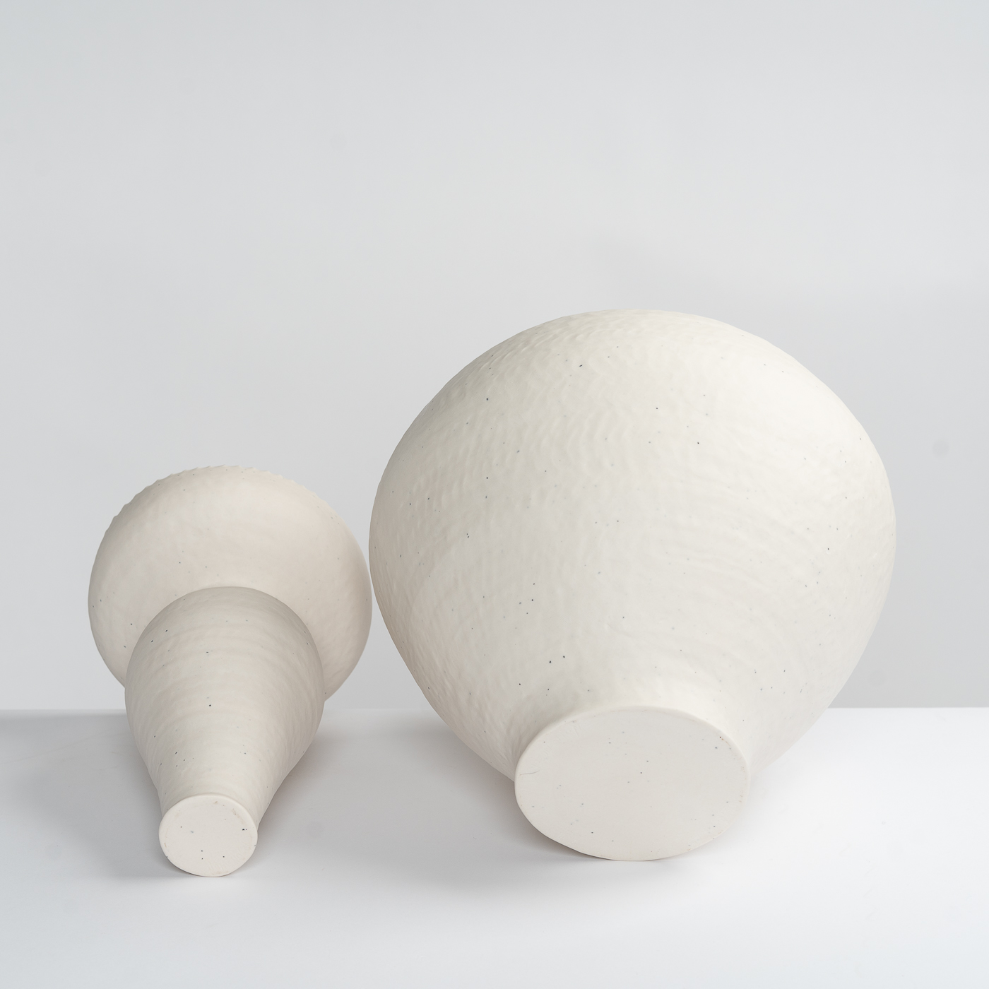 Exploring Forms by Opening Space YW559Y1