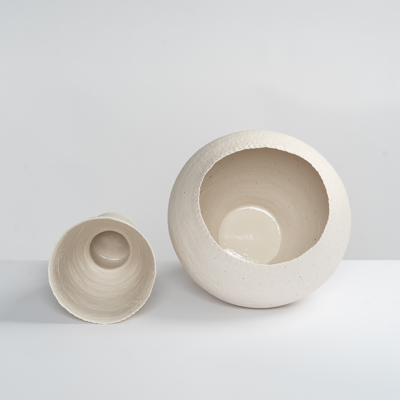 Exploring Forms by Opening Space YW559Y2