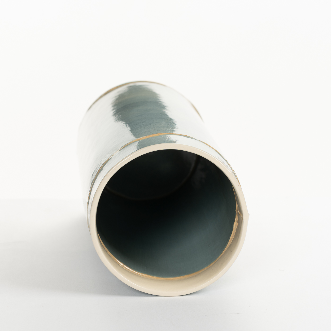 Coastal and Lake Mid Vase EW485Y28