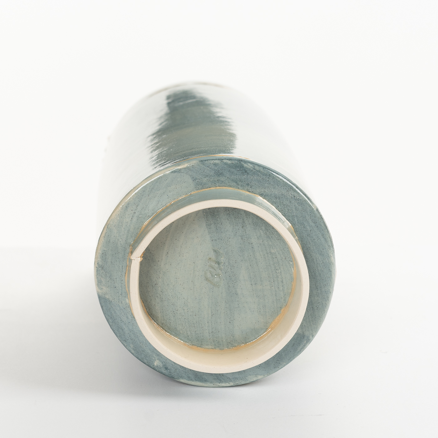 Coastal and Lake Mid Vase EW485Y28