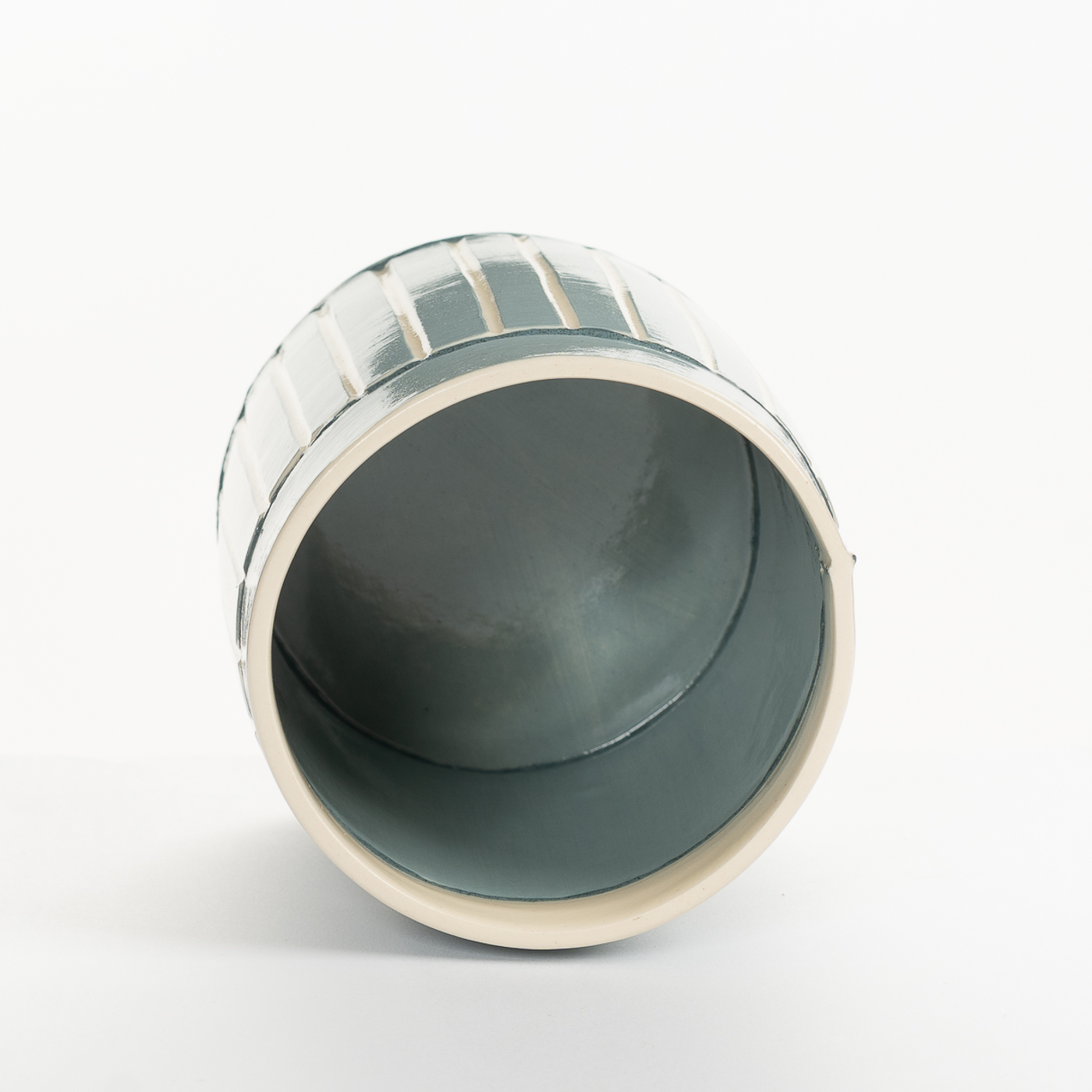 Joins Small Vessel EW485Y37