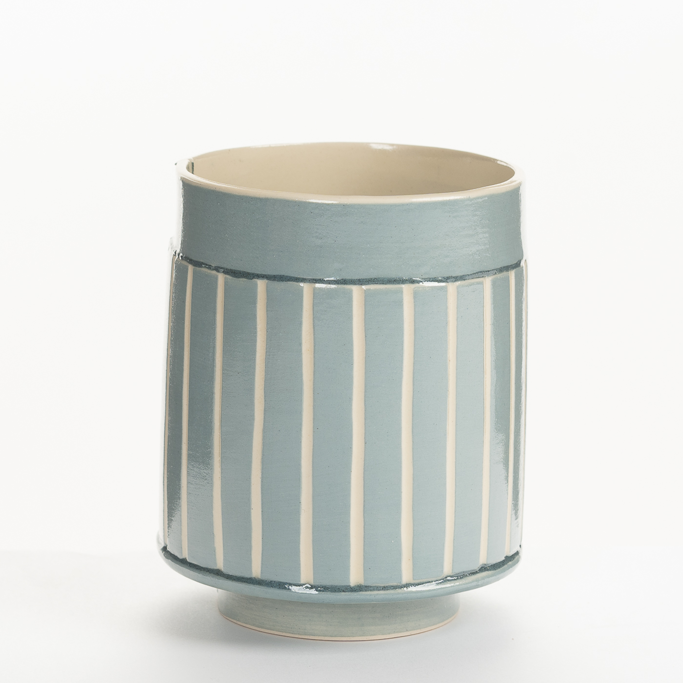 Joins Small Vessel EW485Y38