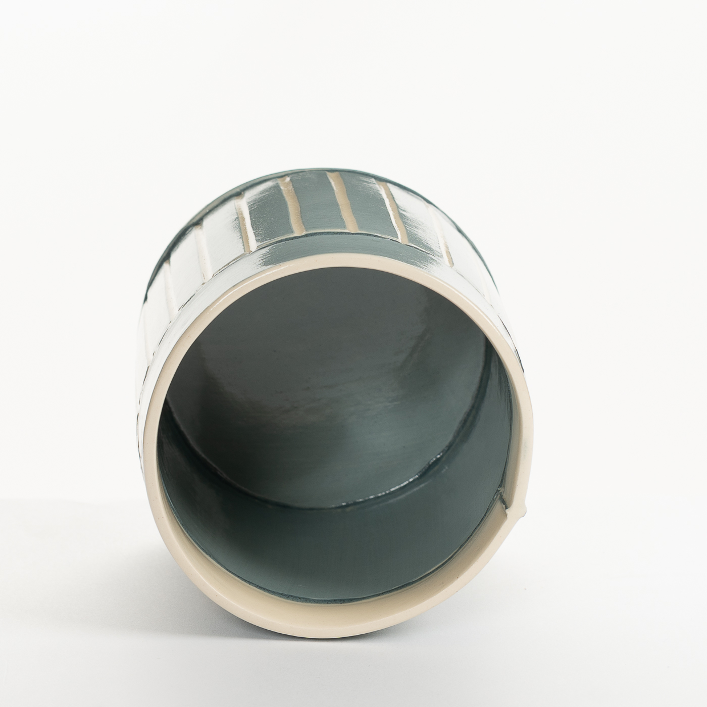 Joins Small Vessel EW485Y38