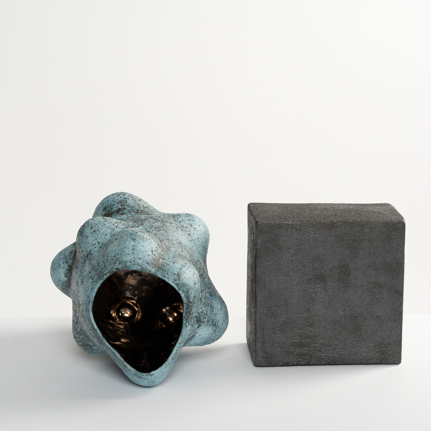 Pale Blue Cloud Vessel with Ceramic Plinth KB561Y20