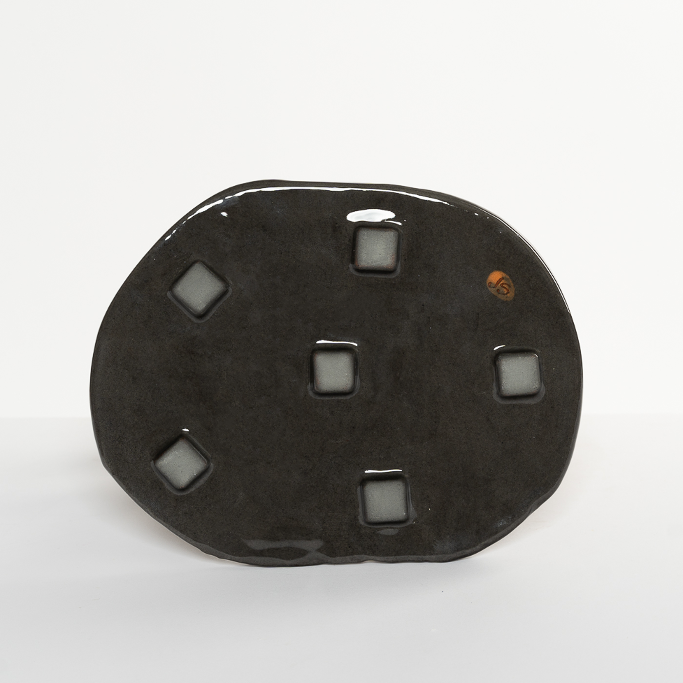 Classical Woman Painting a Sculpture JS314Y286