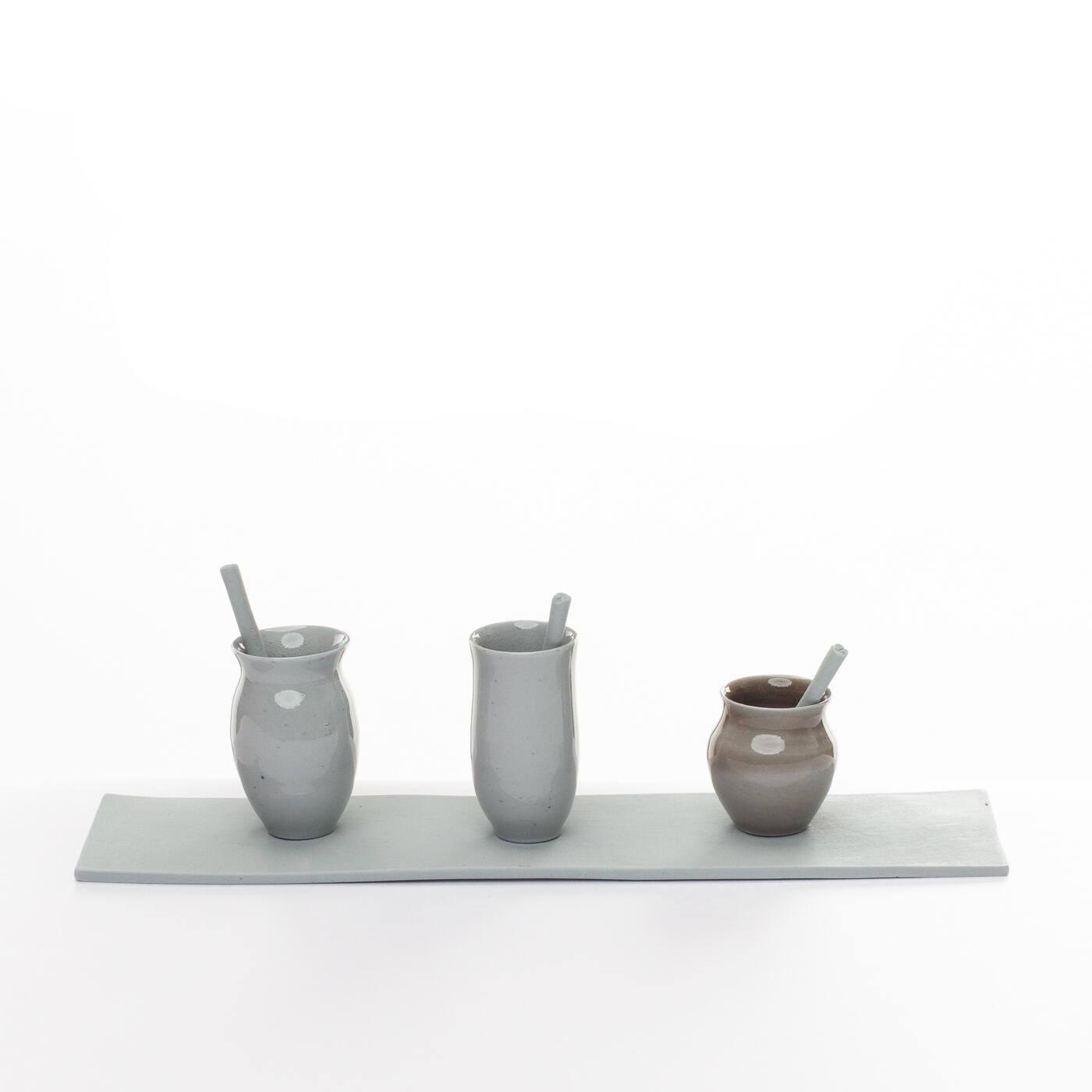 three grey vessels RH536Y5