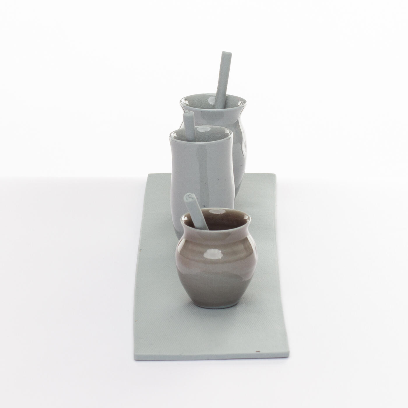 three grey vessels RH536Y5