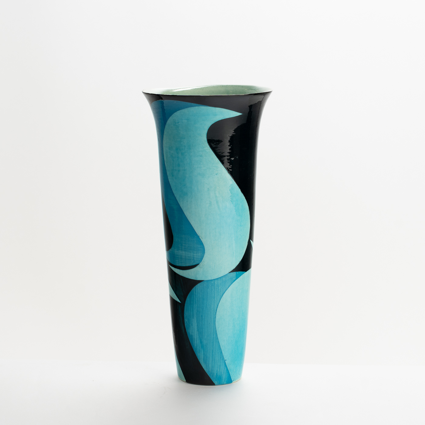 JC119Y2784 Medium Vase Aquitaine