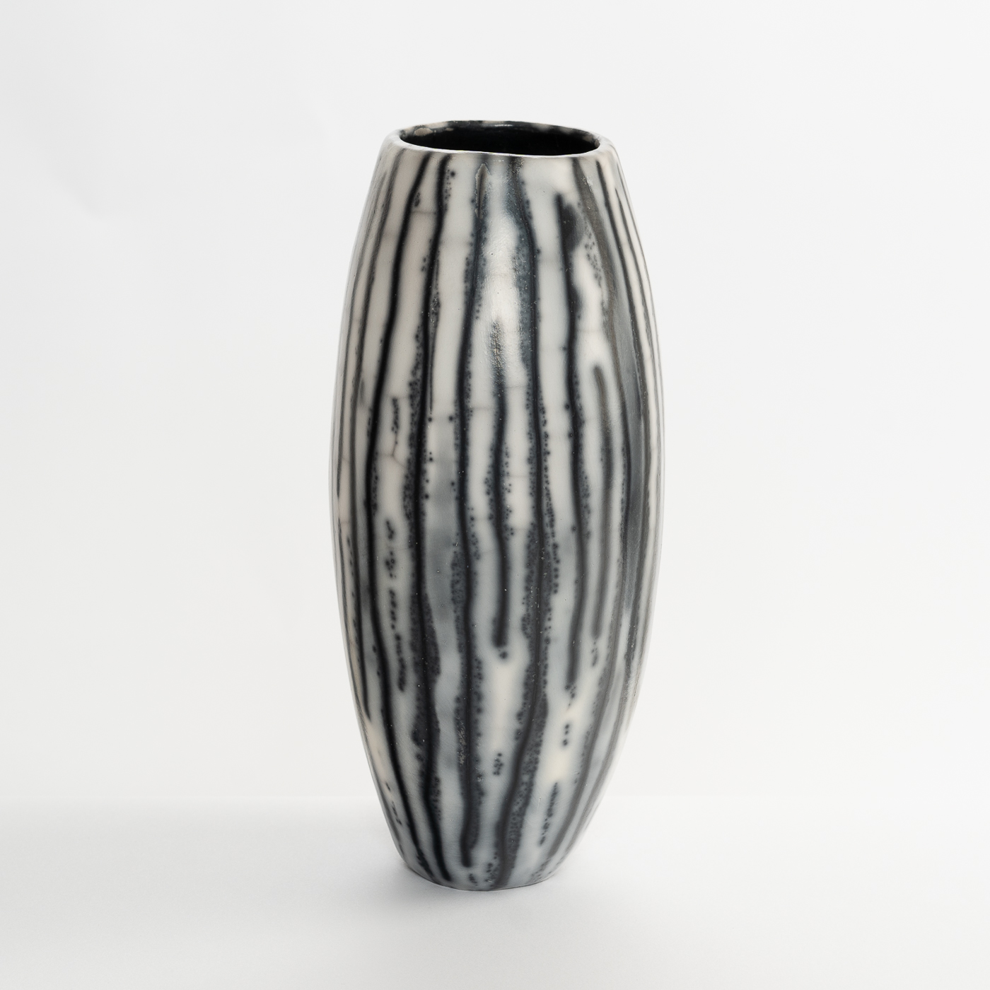 Medium Vessel Rainsong MS459Y58