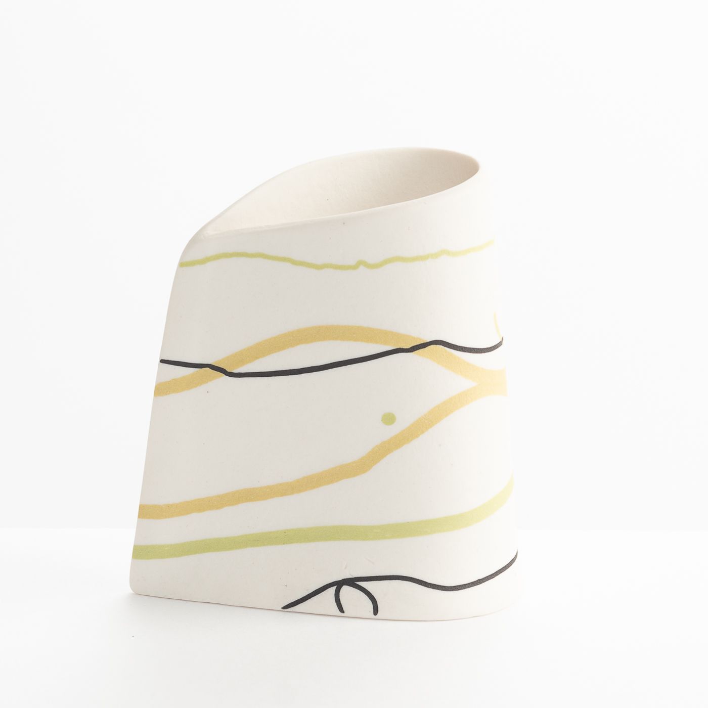 CS581Y19 After the Storm Curved Vessel Extra Small