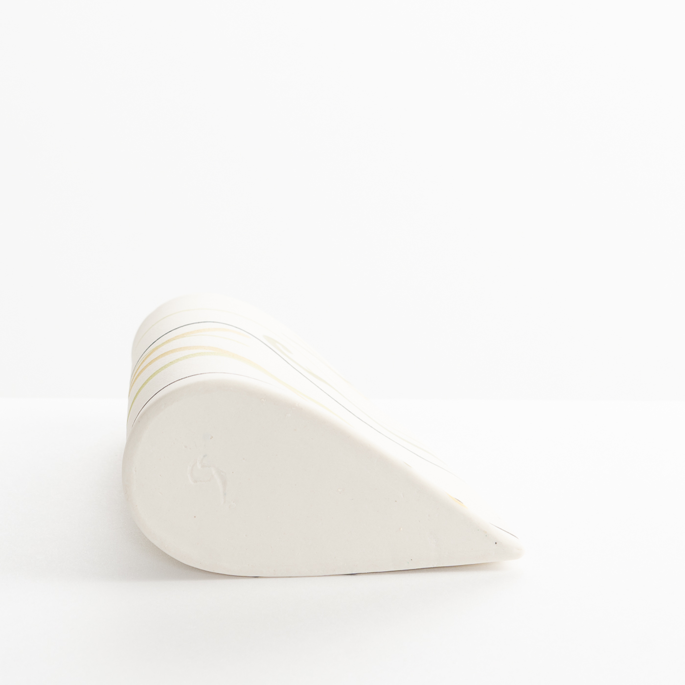 CS581Y19 After the Storm Curved Vessel Extra Small