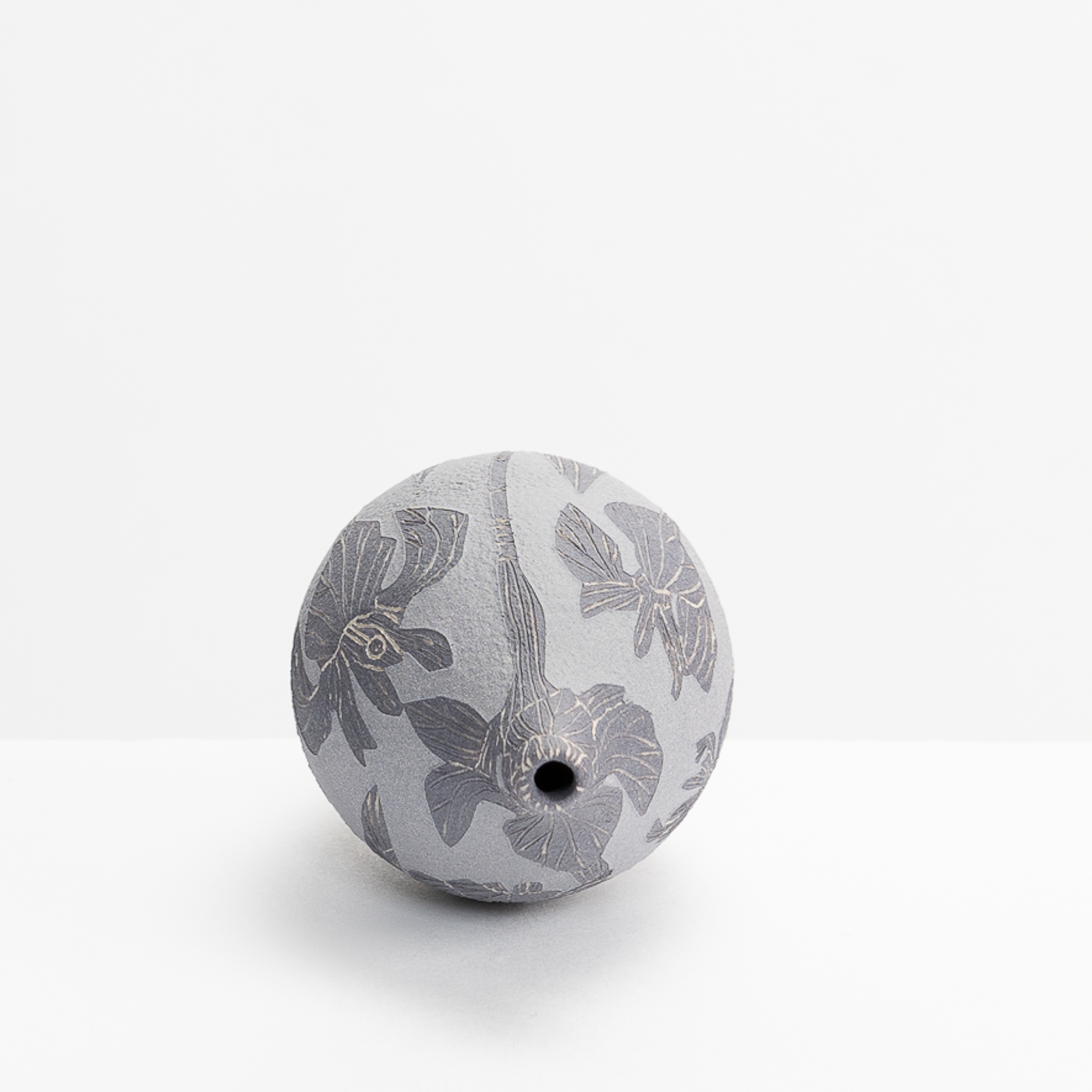 TS516Y26 Iris Miniature Vessel